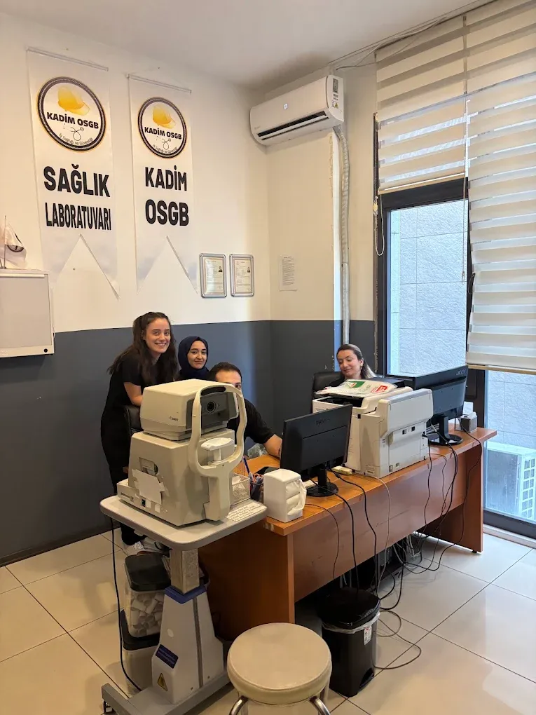 Kadim OSGB sağlık değerlendirme alanı ve ekibi
